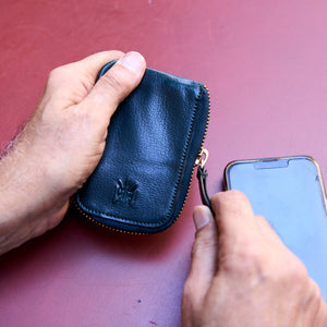 16 of 17: BRAD SMALL ZIP CARD WALLET-Tusk